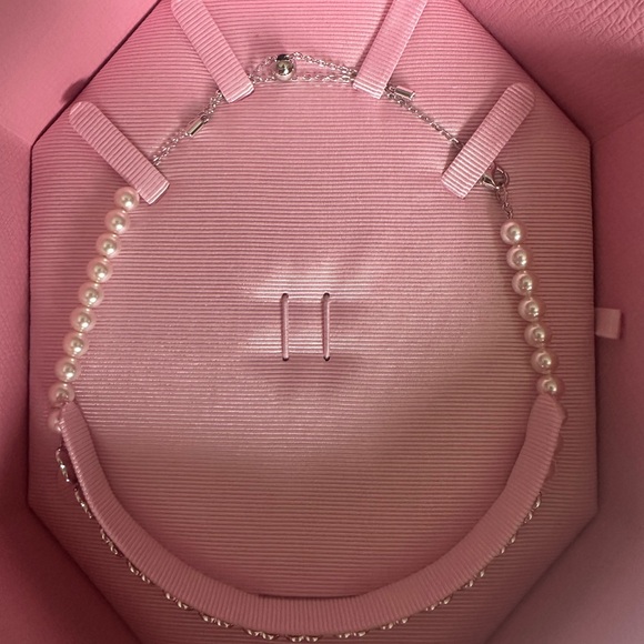 Ariana Grande x Swarovski choker - New in dented box - Picture 8 of 12